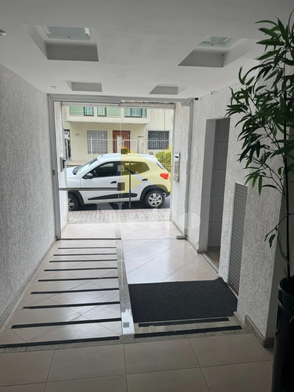 Apartamento locação anual em Itapema