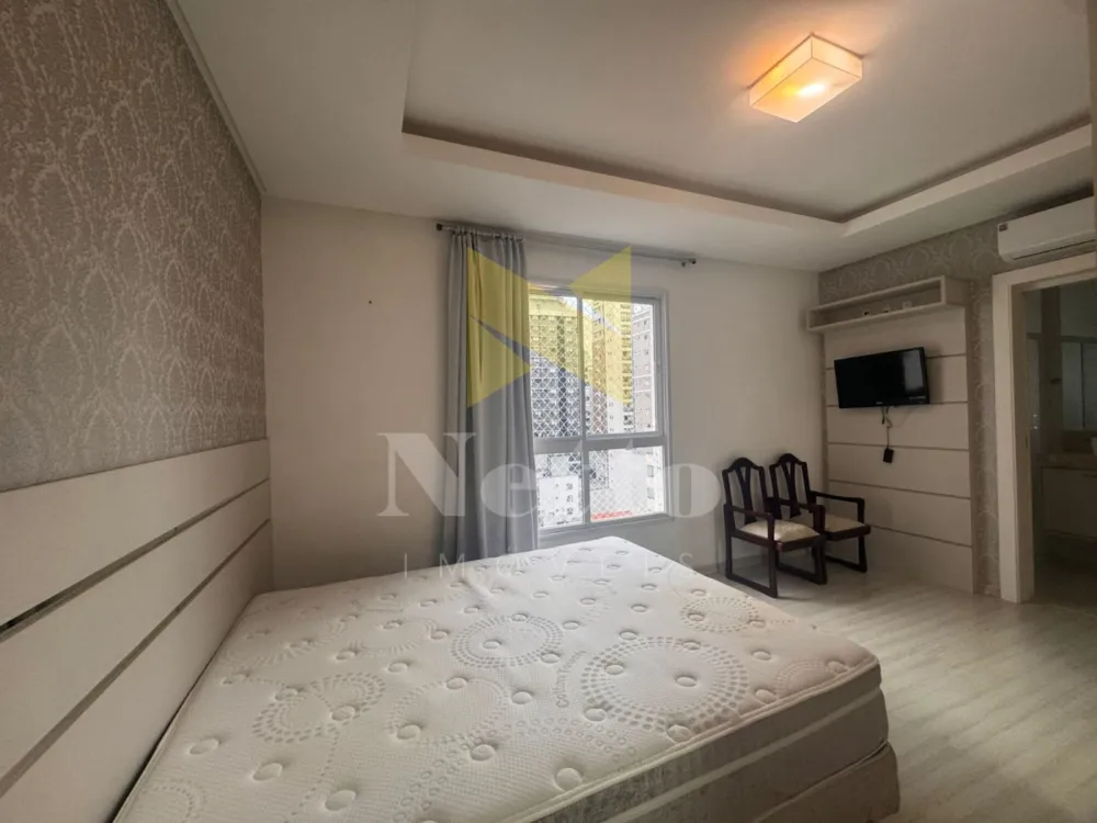 Apartamento com 3 suítes