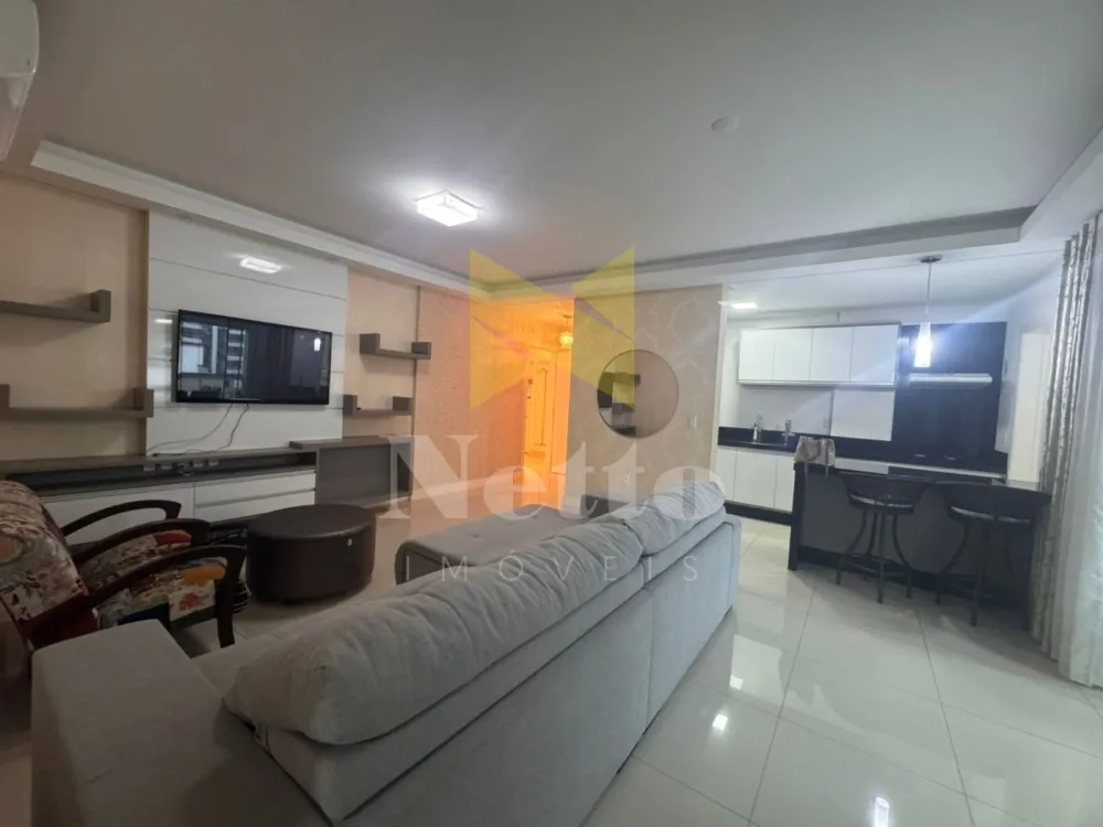 Apartamento com 3 suítes