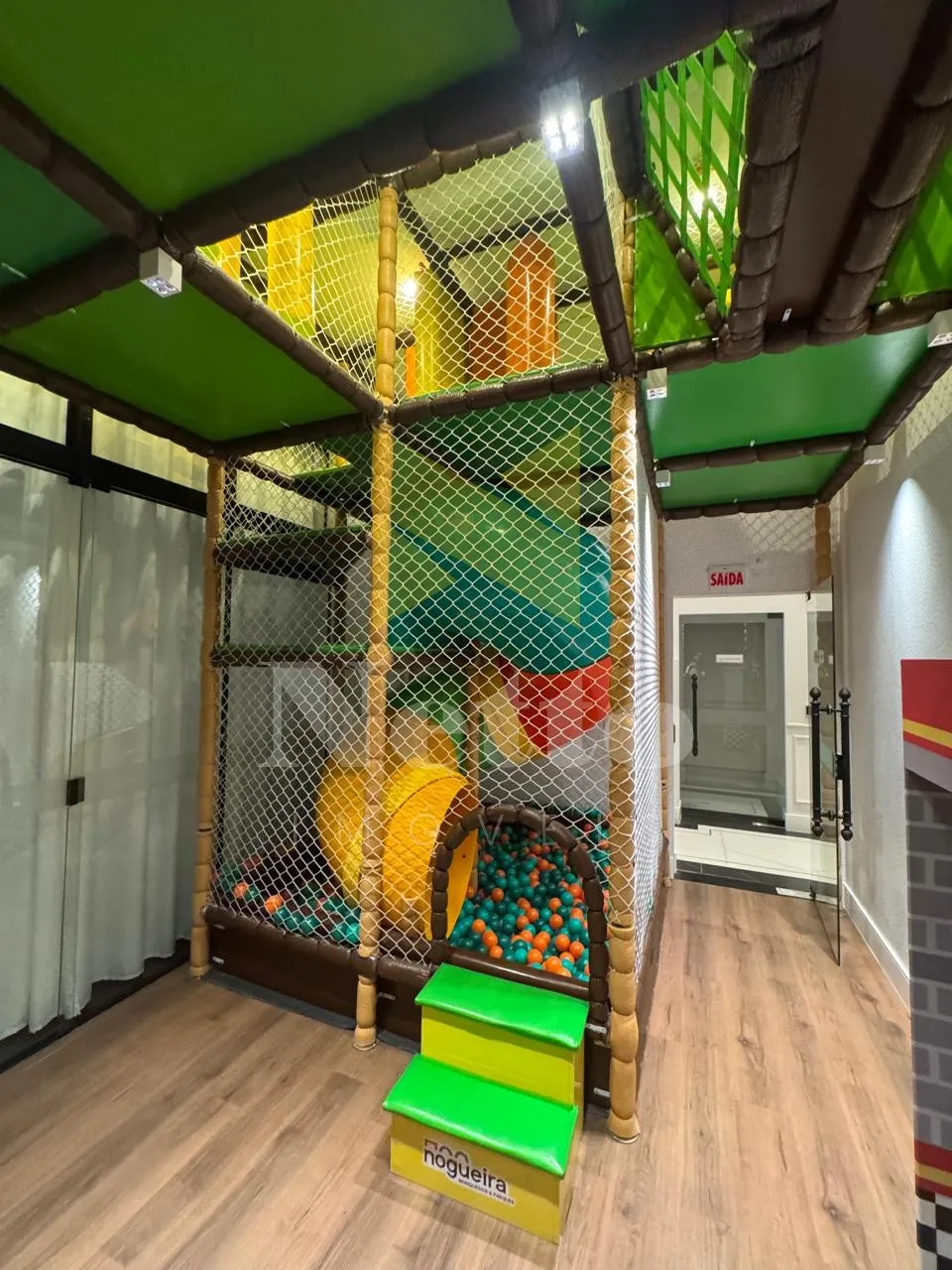 Maravilhoso apartamento com 2 suítes