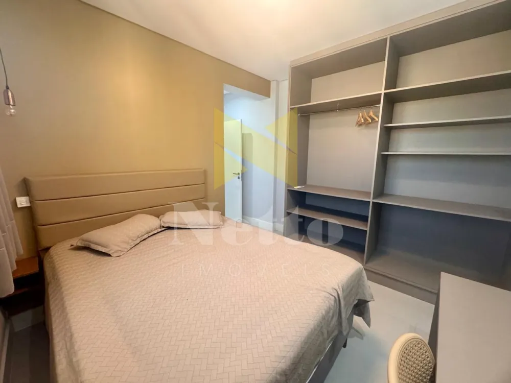 Amplo apartamento com 4 suítes