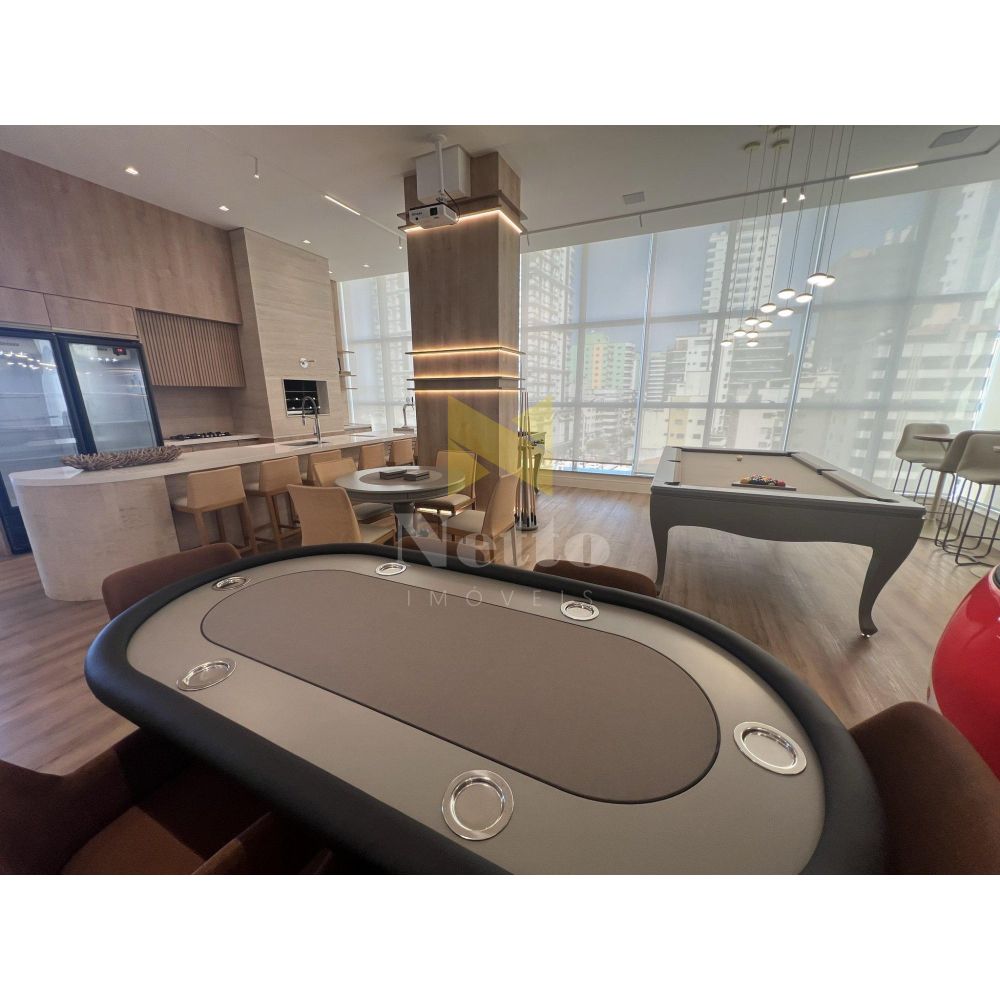 FINAMENTE MOBILIADO 4 SUÍTES