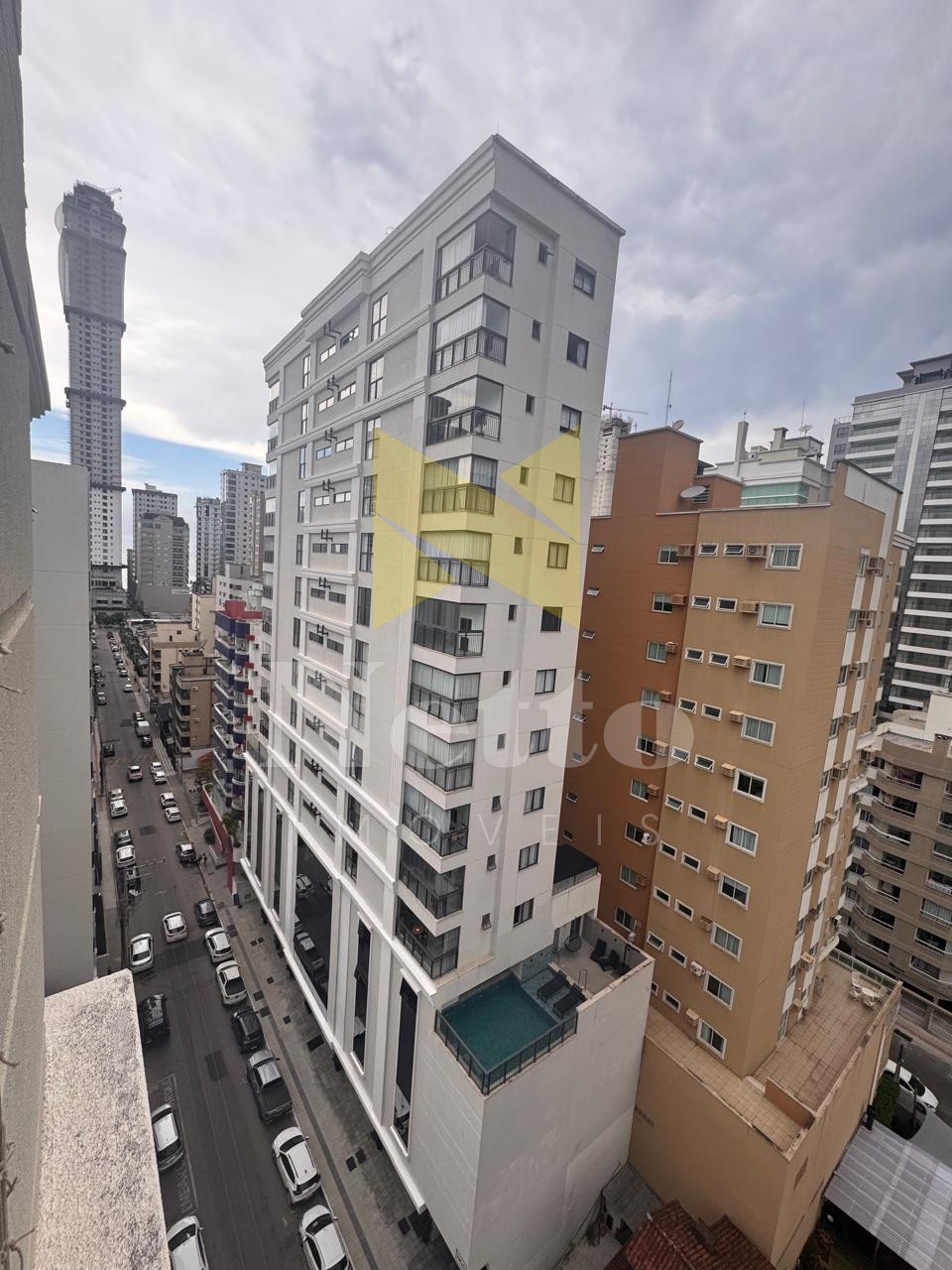 Apartamento Ed. Chateau Blanc