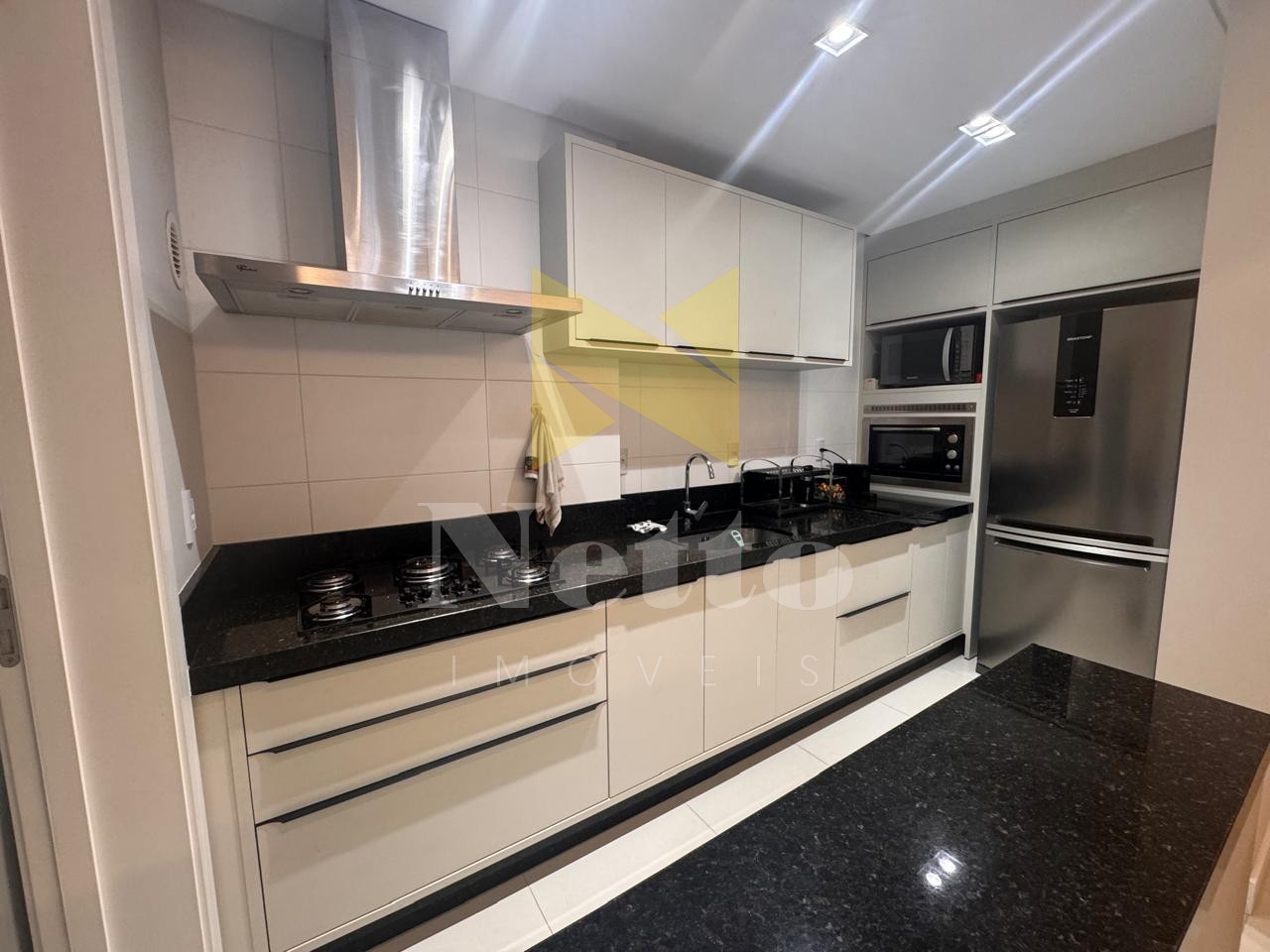 Apartamento Ed. Chateau Blanc