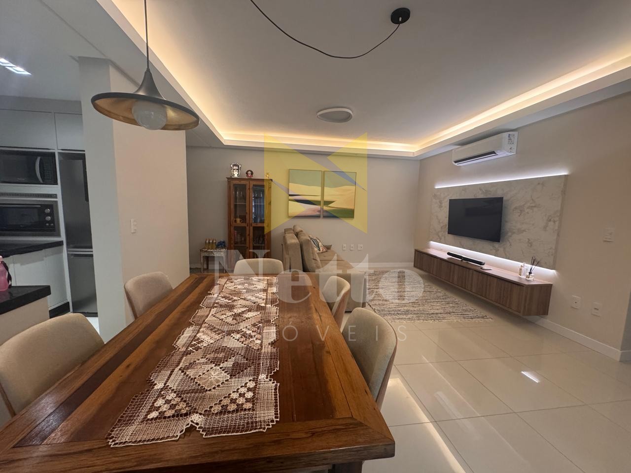 Apartamento Ed. Chateau Blanc