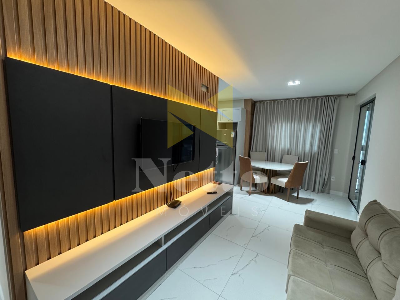 Maravilhoso apartamento com 2 suítes
